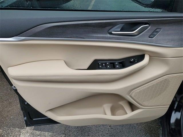 new 2025 Jeep Grand Cherokee car, priced at $46,446