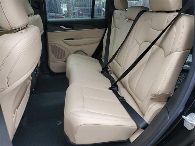new 2025 Jeep Grand Cherokee car, priced at $46,245