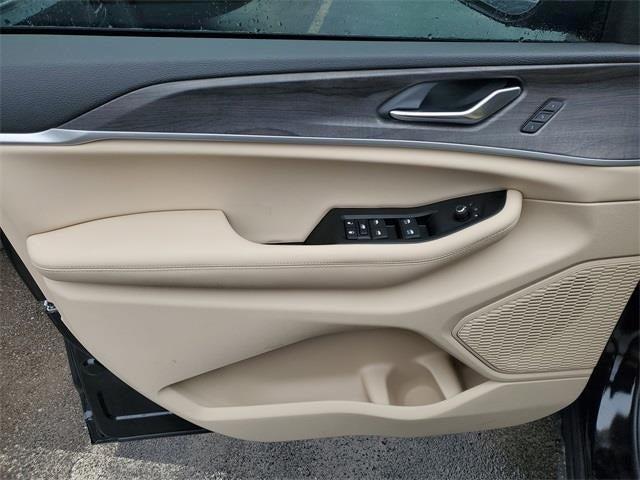new 2025 Jeep Grand Cherokee car, priced at $46,495