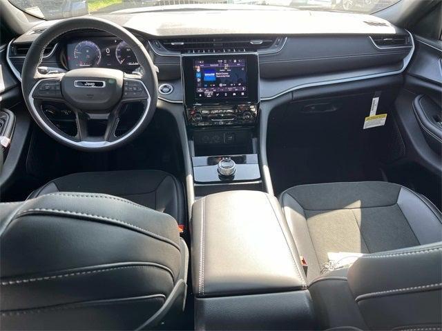 new 2025 Jeep Grand Cherokee L car, priced at $44,989