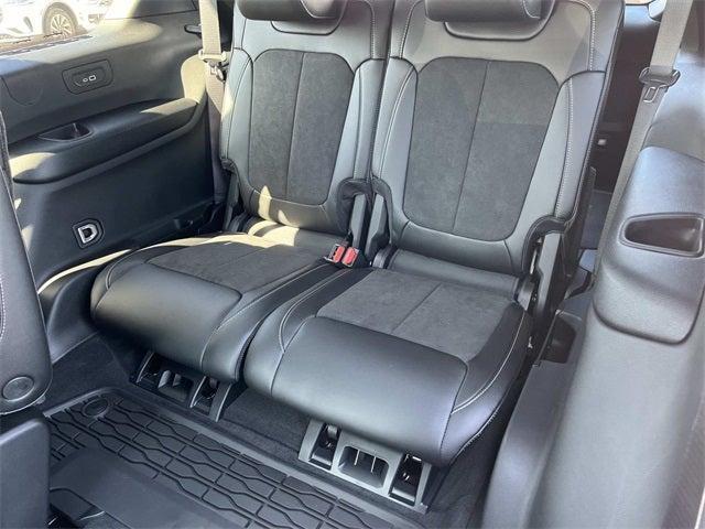 new 2025 Jeep Grand Cherokee L car, priced at $44,989