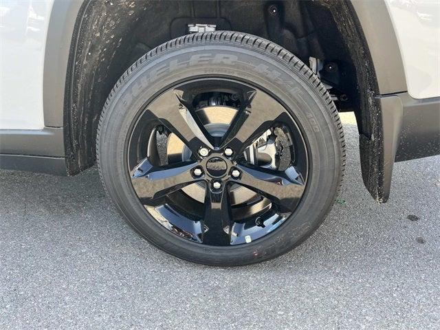 new 2025 Jeep Grand Cherokee L car, priced at $44,989