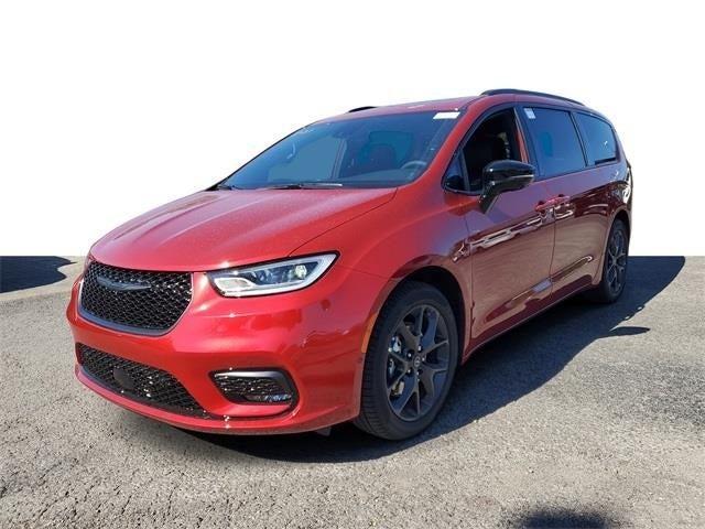 new 2026 Chrysler Pacifica car, priced at $57,830