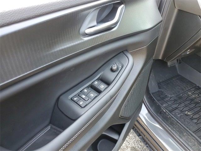 new 2025 Jeep Grand Cherokee car, priced at $41,300