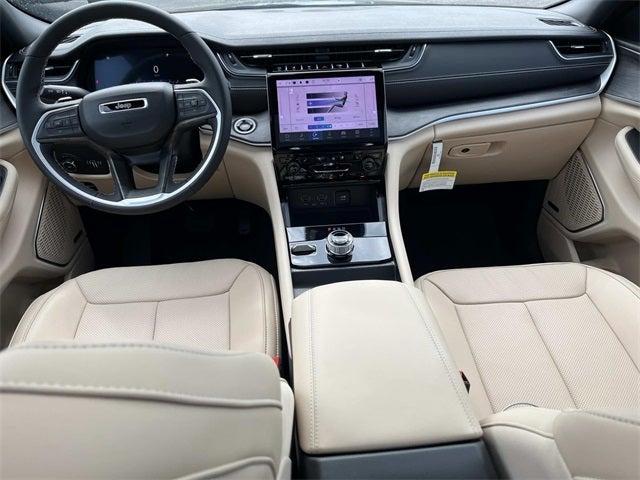 new 2025 Jeep Grand Cherokee car, priced at $46,571