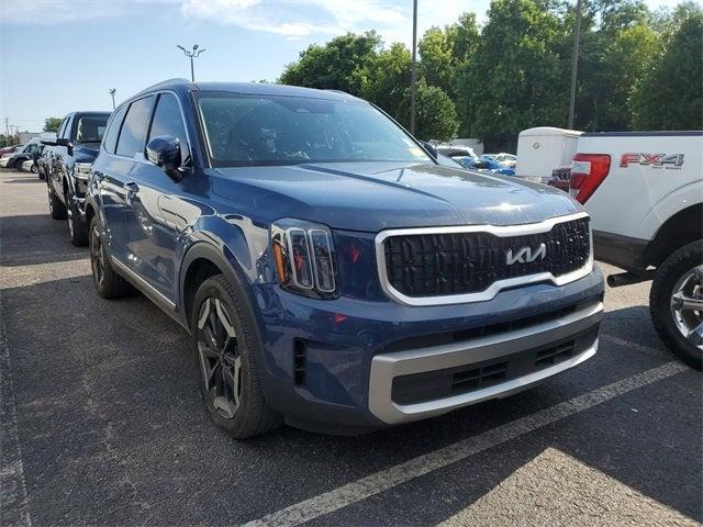 used 2023 Kia Telluride car, priced at $40,900