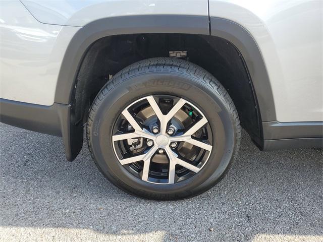used 2025 Jeep Grand Cherokee L car, priced at $49,991