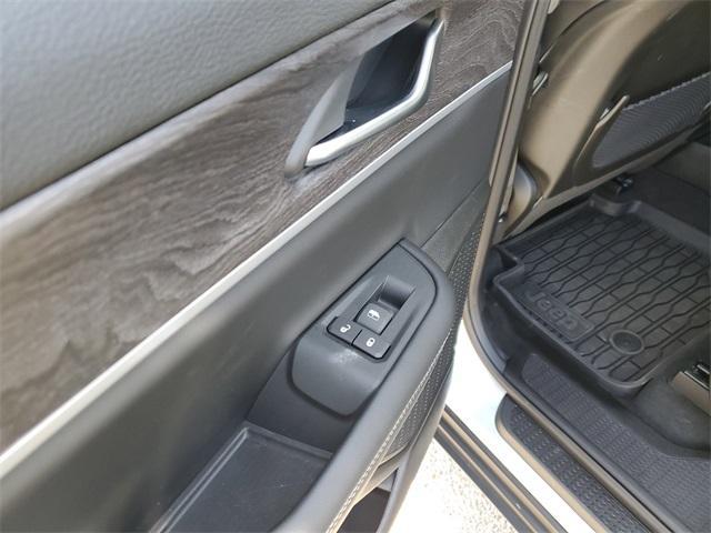 used 2025 Jeep Grand Cherokee L car, priced at $49,991