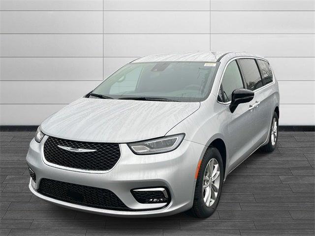 new 2026 Chrysler Pacifica car, priced at $41,475