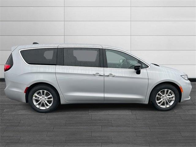 new 2026 Chrysler Pacifica car, priced at $41,475