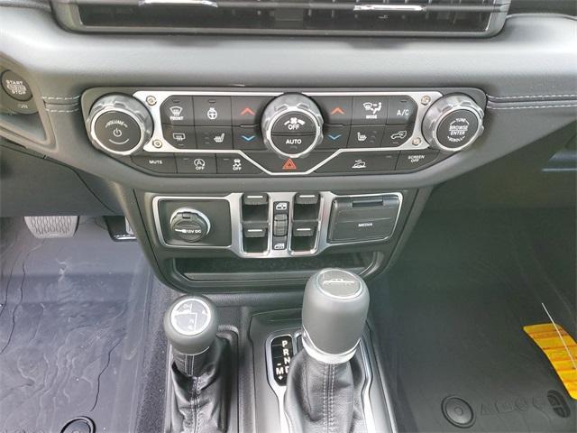 new 2025 Jeep Gladiator car, priced at $43,882
