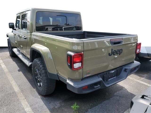 new 2025 Jeep Gladiator car, priced at $44,125