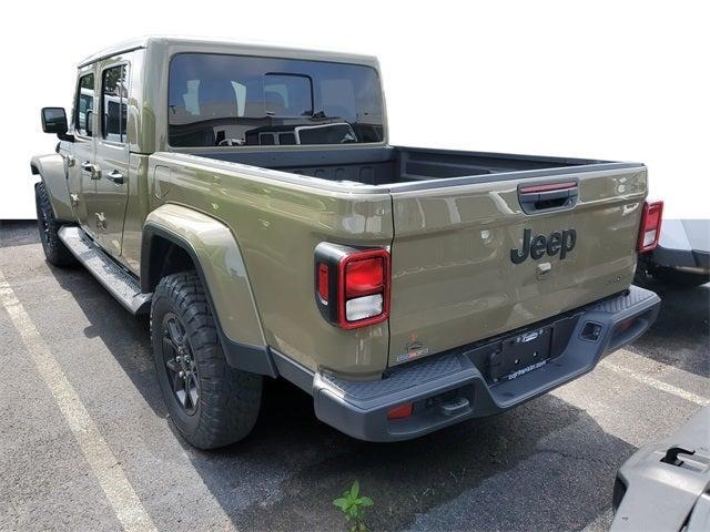 new 2025 Jeep Gladiator car, priced at $43,882