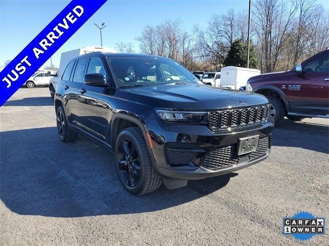 used 2023 Jeep Grand Cherokee car, priced at $35,900