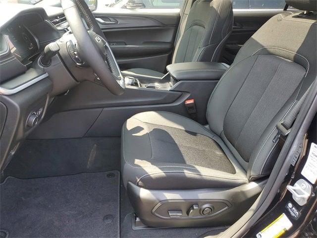 new 2025 Jeep Grand Cherokee L car, priced at $41,604
