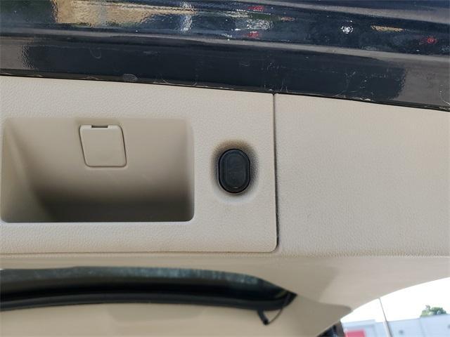 used 2020 GMC Yukon XL car, priced at $37,992