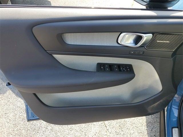 used 2023 Volvo XC40 car, priced at $34,564