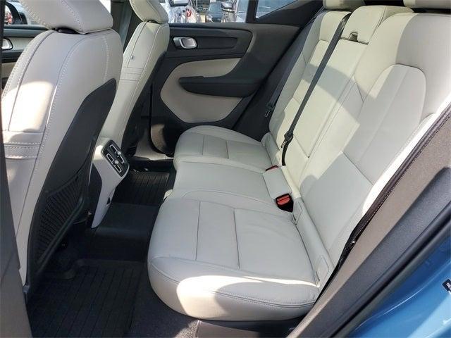 used 2023 Volvo XC40 car, priced at $34,564