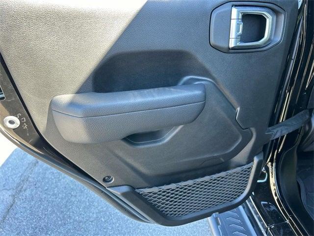 new 2025 Jeep Wrangler car, priced at $74,284