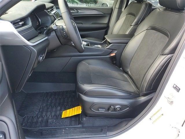 new 2025 Jeep Grand Cherokee car, priced at $45,060