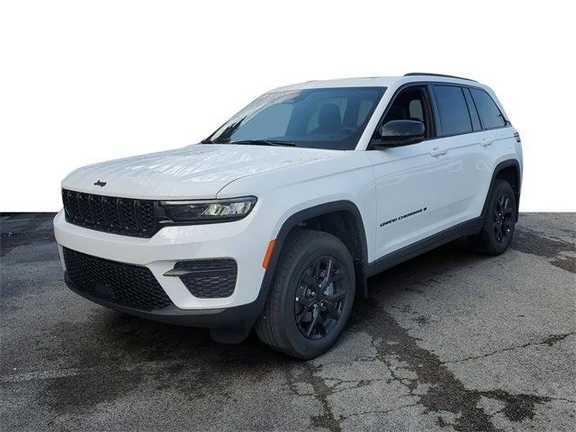 new 2025 Jeep Grand Cherokee car, priced at $45,060
