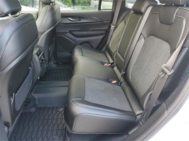 new 2025 Jeep Grand Cherokee car, priced at $45,060
