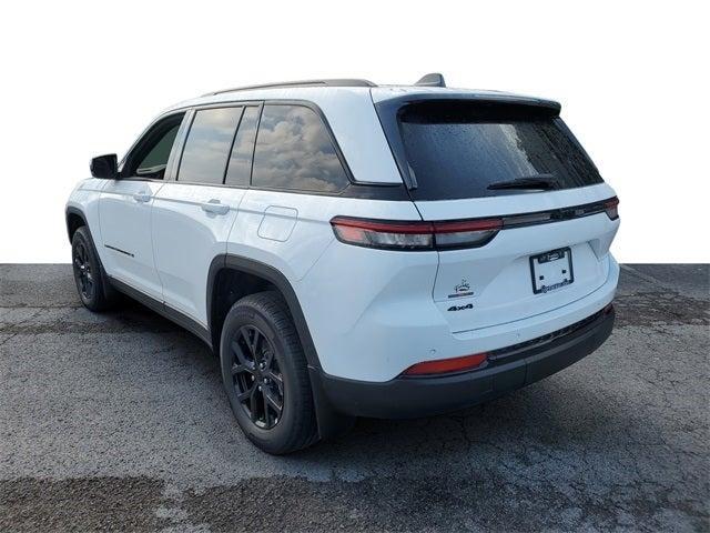 new 2025 Jeep Grand Cherokee car, priced at $45,060