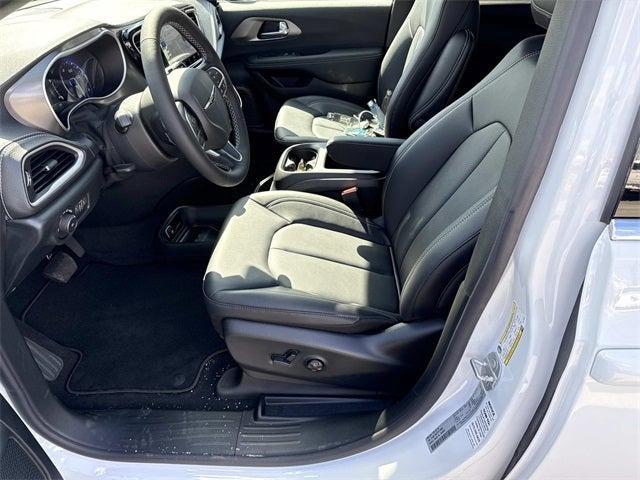 new 2026 Chrysler Pacifica car, priced at $41,773