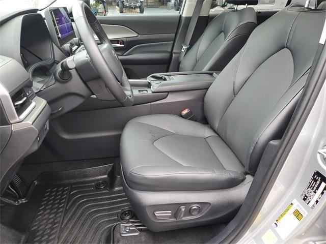 used 2024 Toyota Grand Highlander car, priced at $44,599