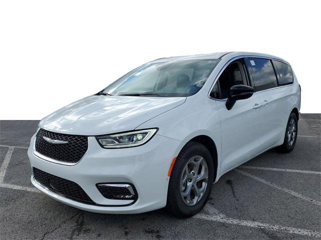 new 2024 Chrysler Pacifica car, priced at $47,018