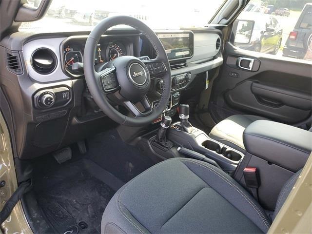 new 2025 Jeep Gladiator car, priced at $48,014