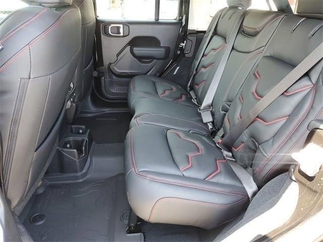 new 2025 Jeep Wrangler car, priced at $51,197