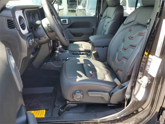 new 2025 Jeep Wrangler car, priced at $51,197