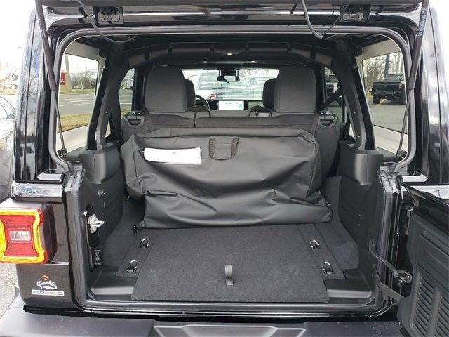 new 2025 Jeep Wrangler car, priced at $68,640
