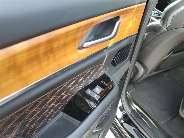 used 2022 Jeep Grand Cherokee car, priced at $51,992