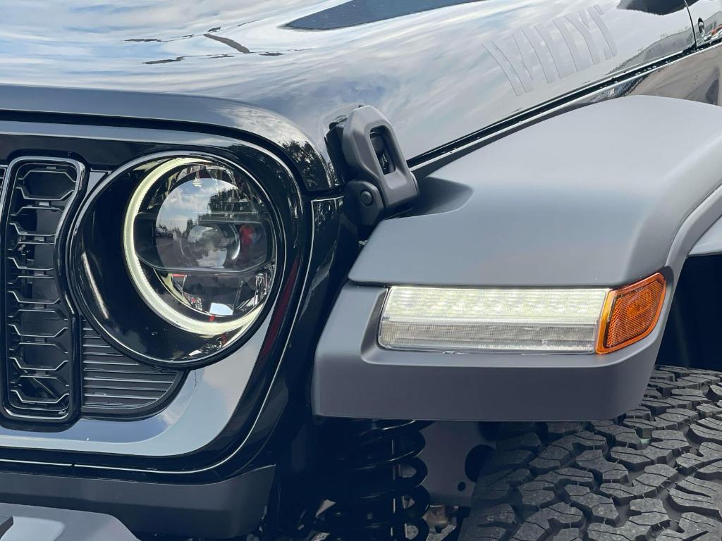 new 2025 Jeep Wrangler car, priced at $53,208