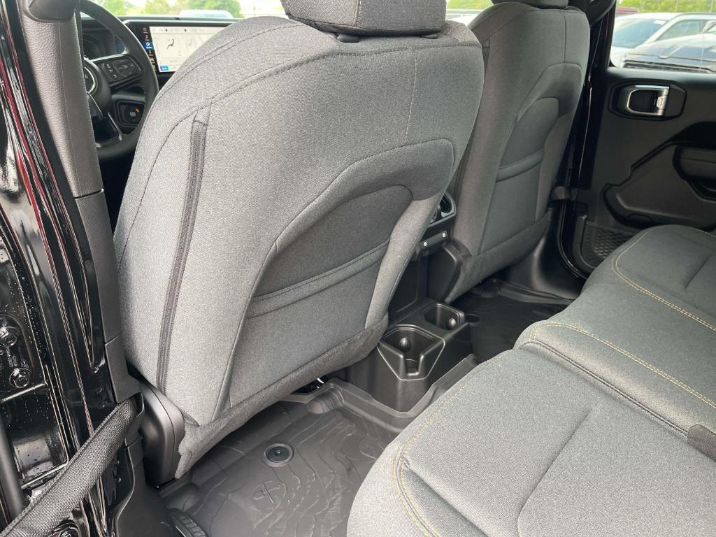 new 2025 Jeep Wrangler car, priced at $53,208