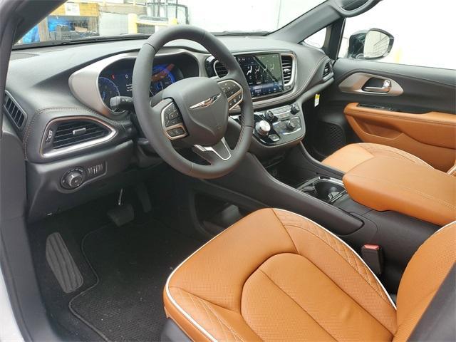 new 2025 Chrysler Pacifica car, priced at $49,818