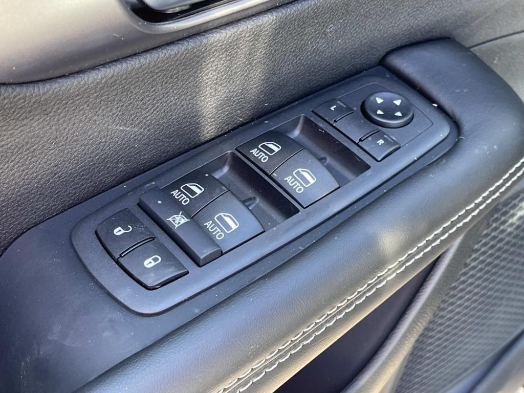 new 2026 Chrysler Pacifica car, priced at $42,261