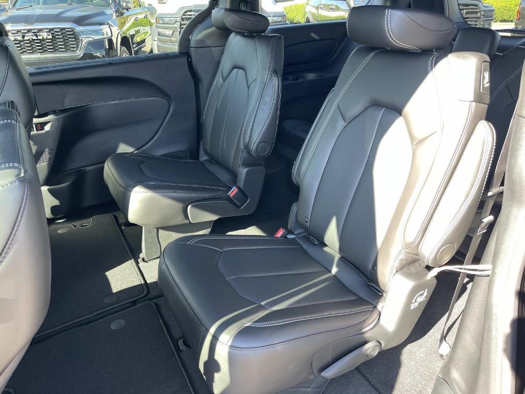 new 2026 Chrysler Pacifica car, priced at $42,261