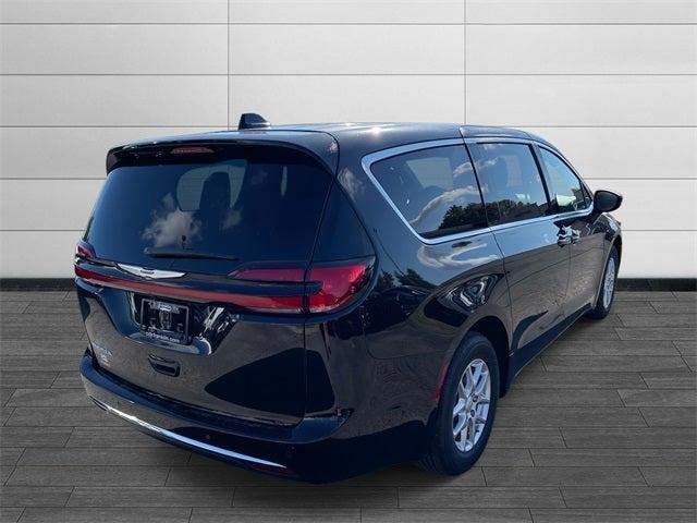 new 2026 Chrysler Pacifica car, priced at $40,511
