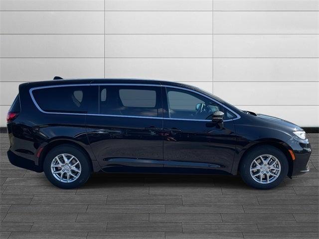 new 2026 Chrysler Pacifica car, priced at $40,511