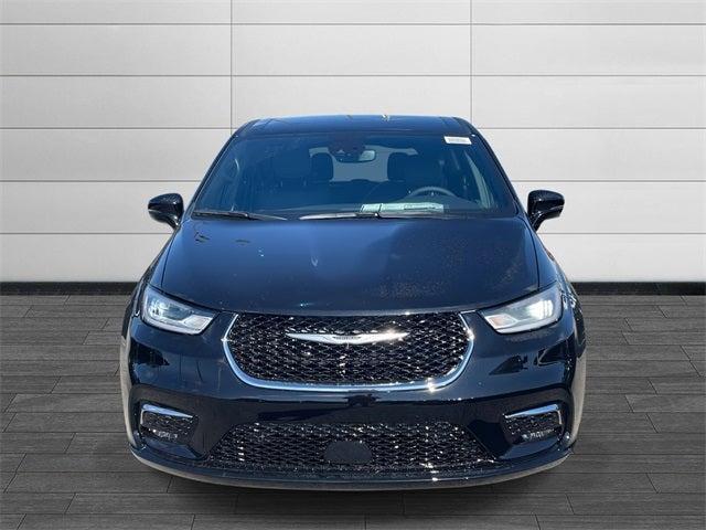 new 2026 Chrysler Pacifica car, priced at $40,511