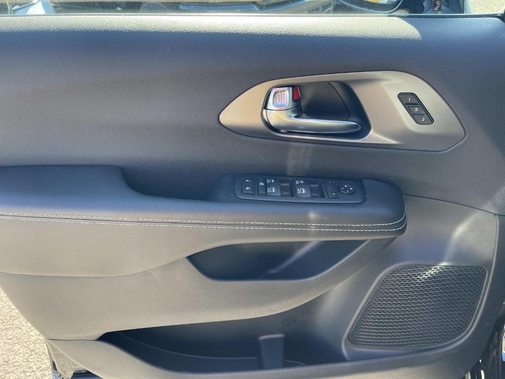 new 2026 Chrysler Pacifica car, priced at $42,261