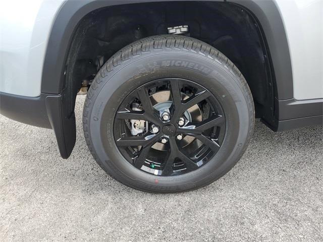 new 2025 Jeep Grand Cherokee car, priced at $44,460