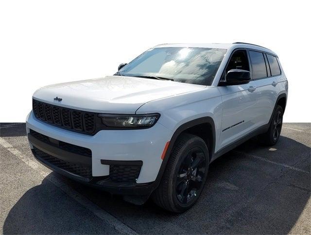 new 2024 Jeep Grand Cherokee L car, priced at $39,688