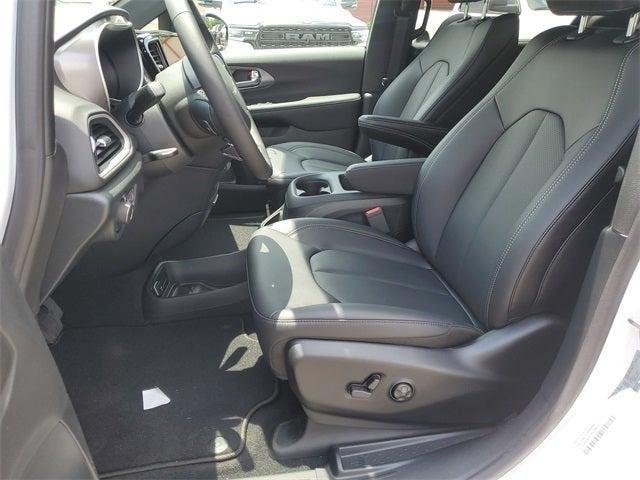 new 2025 Chrysler Voyager car, priced at $38,613