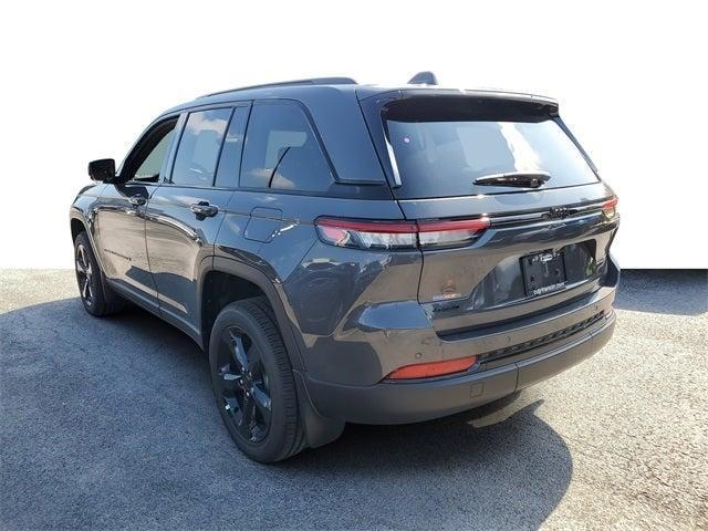 new 2025 Jeep Grand Cherokee car, priced at $42,530