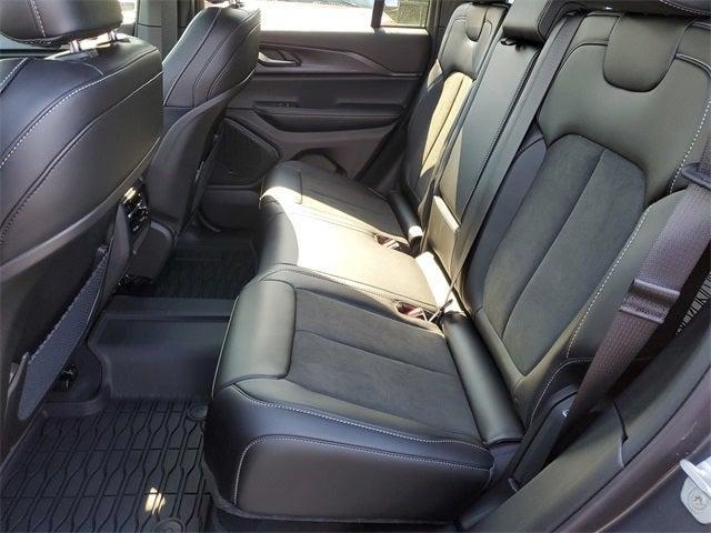 new 2025 Jeep Grand Cherokee car, priced at $42,530