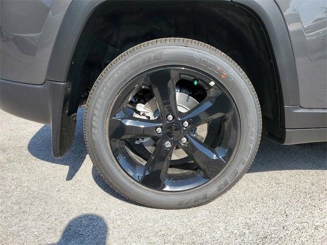new 2025 Jeep Grand Cherokee car, priced at $42,530